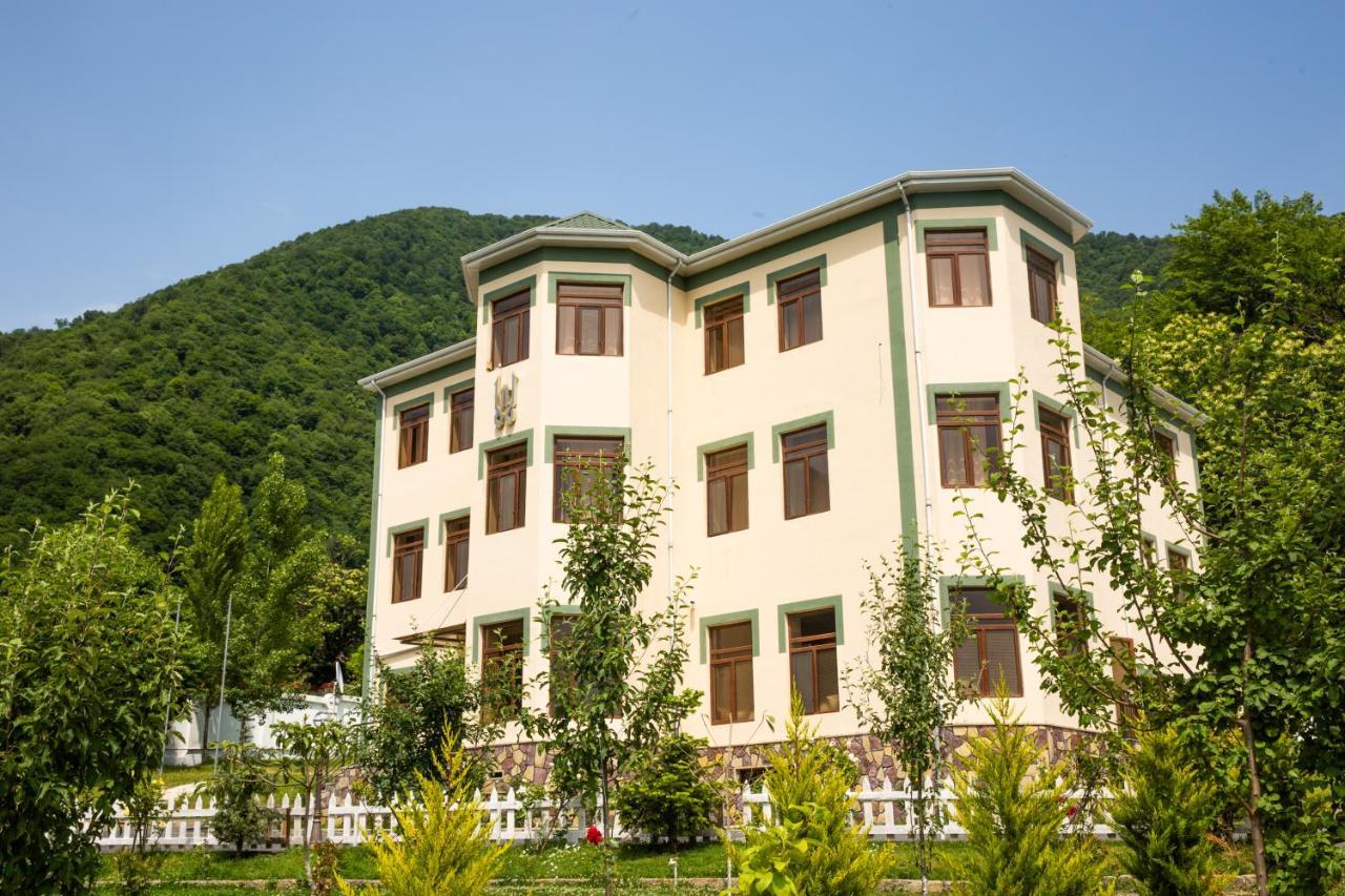 White Boutique Hotel غابالا المظهر الخارجي الصورة