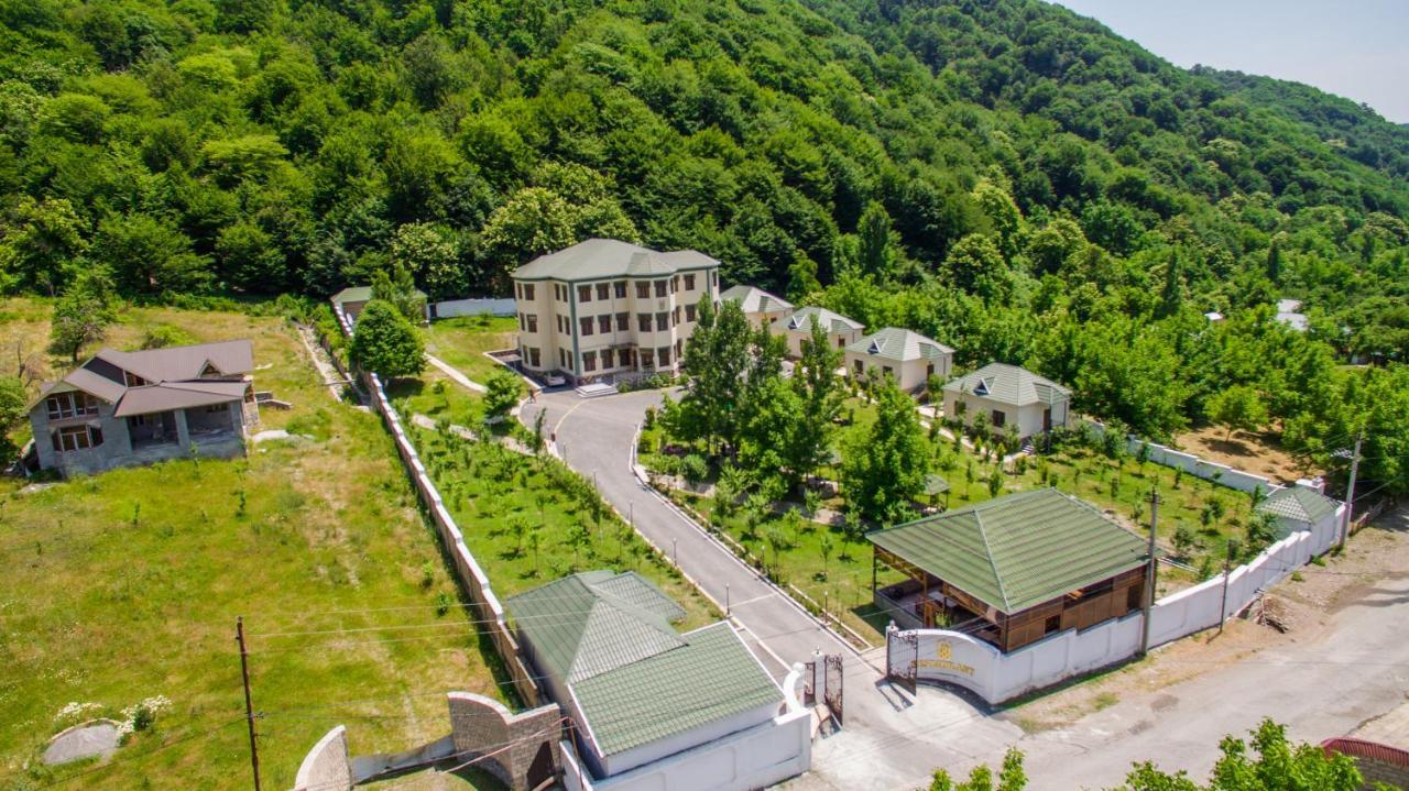 White Boutique Hotel غابالا المظهر الخارجي الصورة