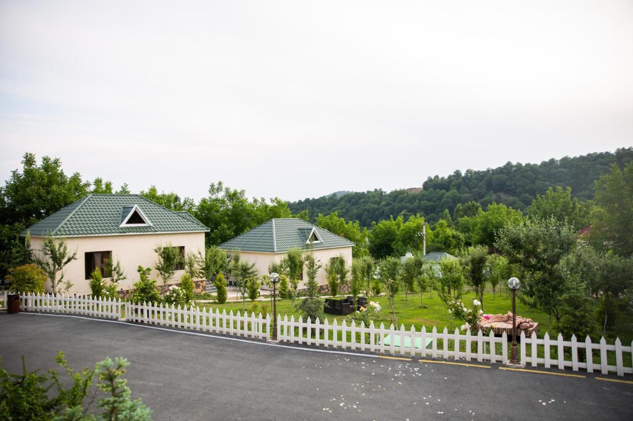 White Boutique Hotel غابالا المظهر الخارجي الصورة
